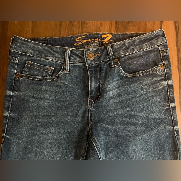 Seven7 Women’s Boot Cut Embellished Pocket Jeans Sz 10 - Picture 3 of 6